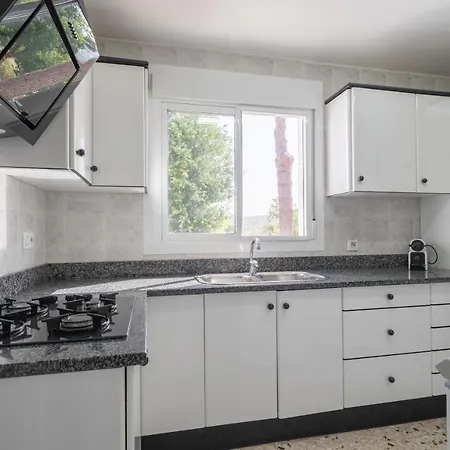 Homeholidaysrentals Adaggio - Costa Barcelona * Fogas de Tordera